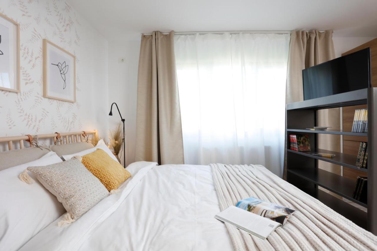New & Cozy Studio In Ghencea + Netflix Bucareste Exterior foto